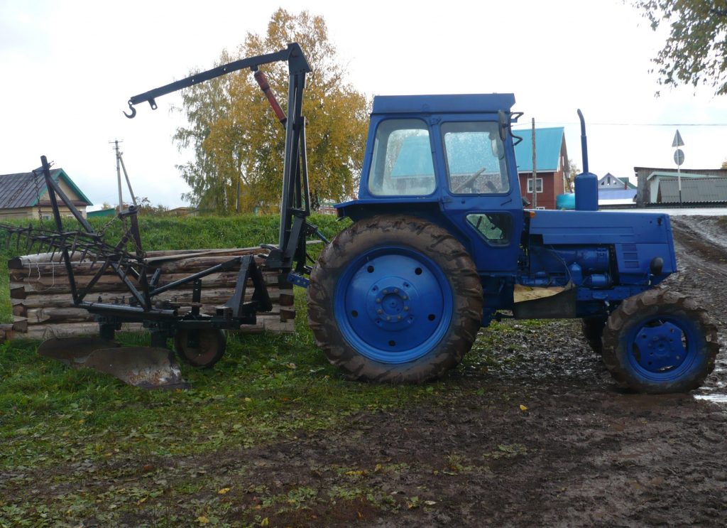 Права на трактор в Гагарине